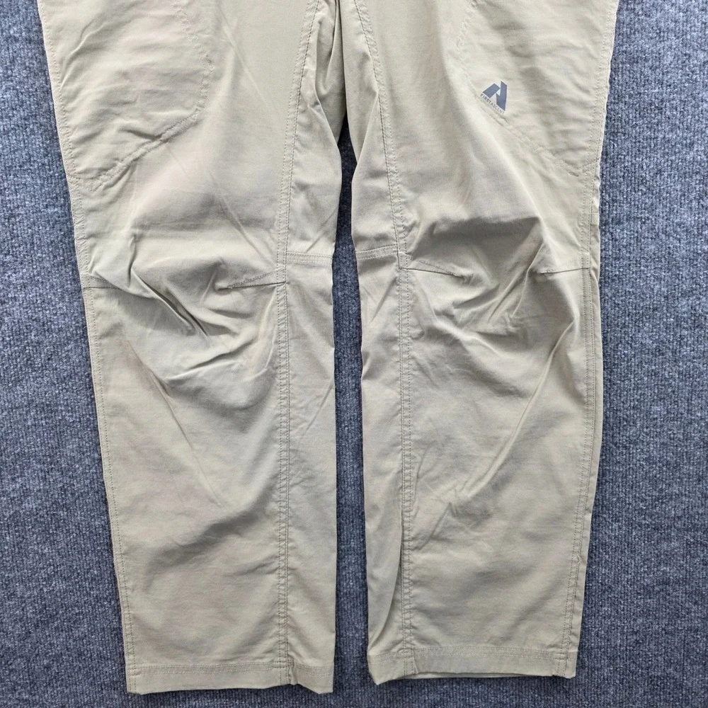 Eddie Bauer‎ Mens First Ascent Cargo Pants Hiking Travel Zip Pockets Size 38x32